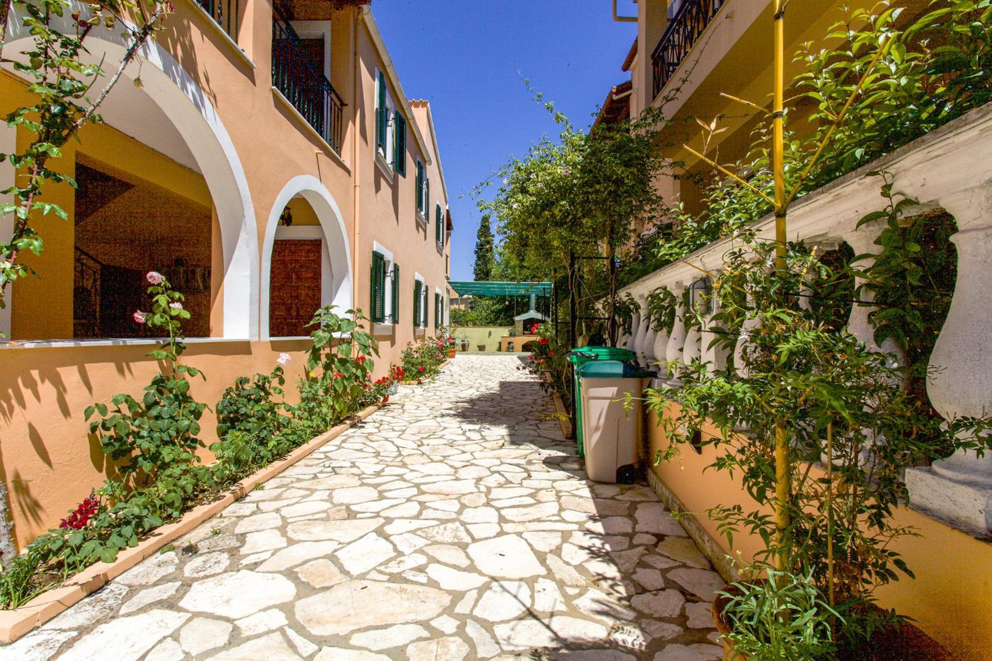 Matula'S Home Kassiopi Exterior photo